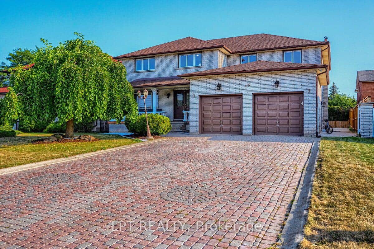 16 Vogue Court