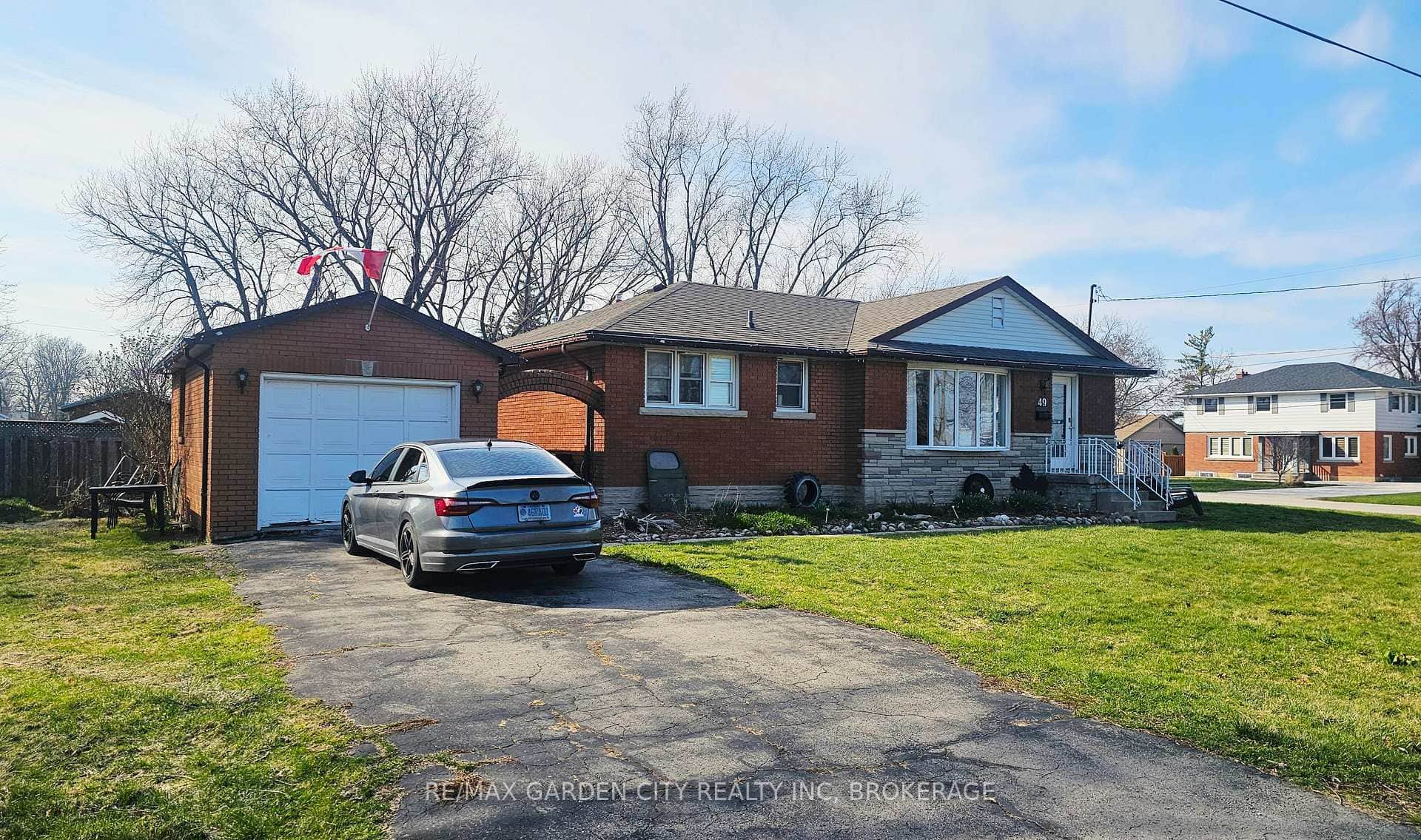 49 Whittaker Avenue