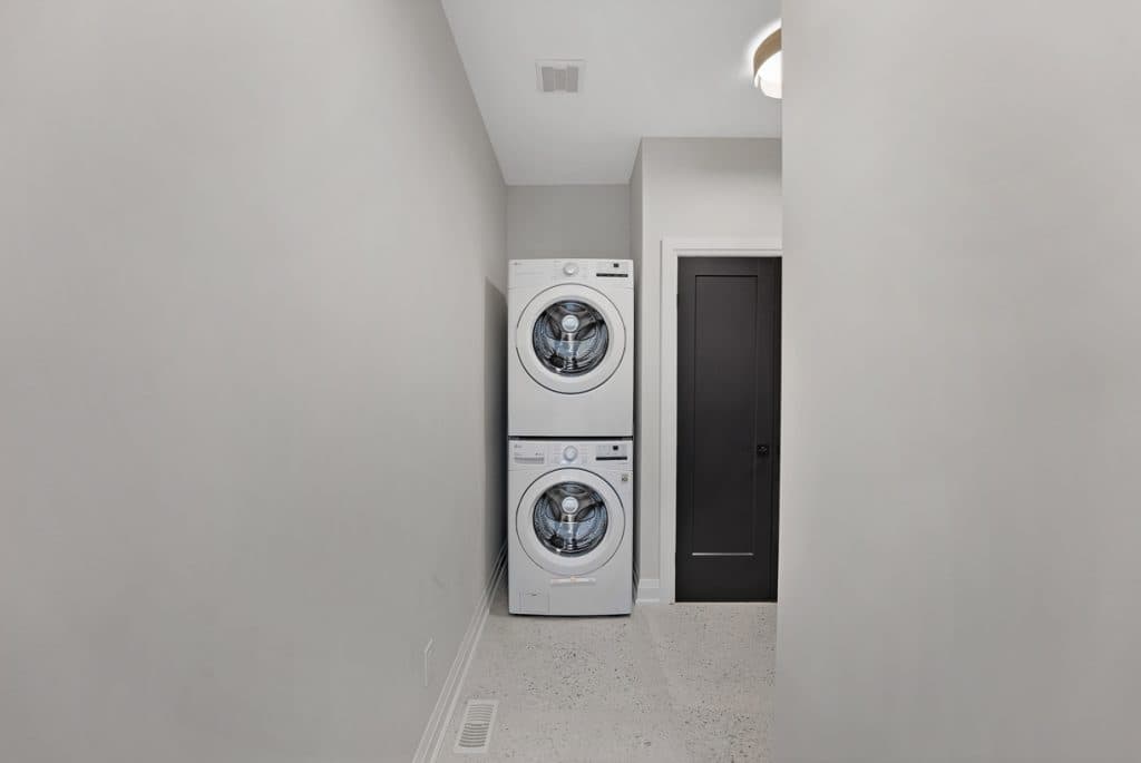 Ivy Towns at Decew — gallery image 1024