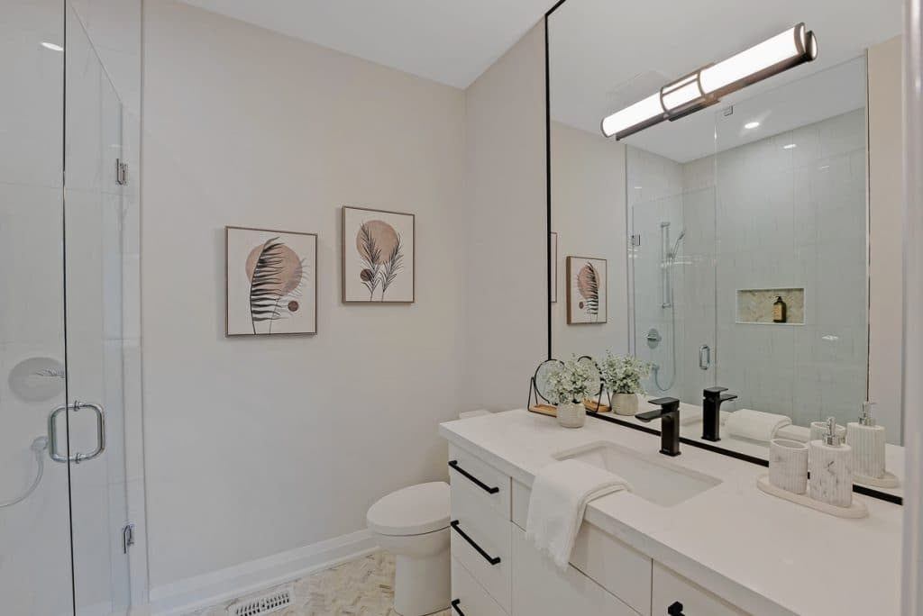 Ivy Towns at Decew — gallery image 1045